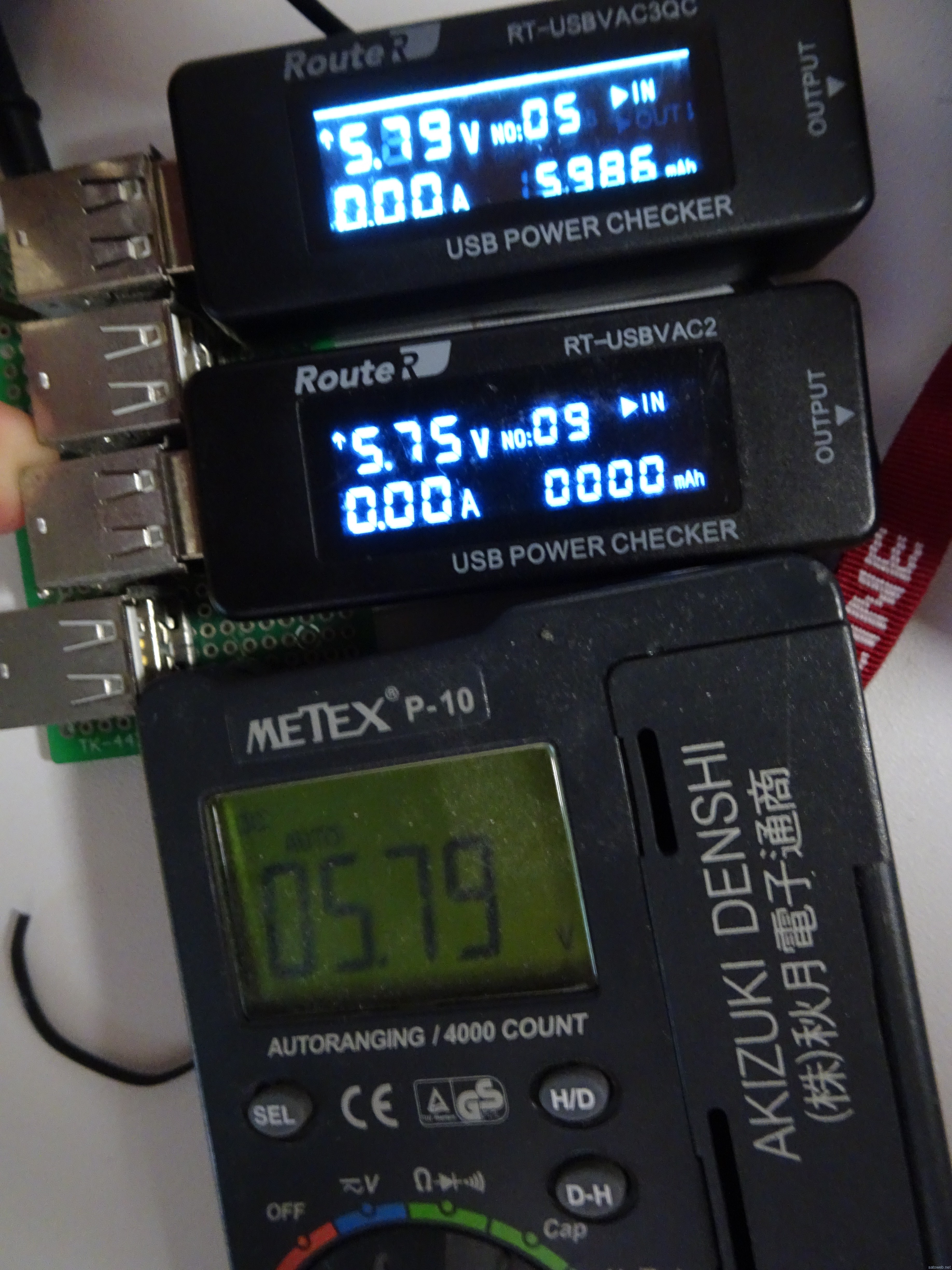 ルートアール「 QC2.0対応 USB簡易電圧・電流チェッカーRT-USBVAC3QC 」を試す。