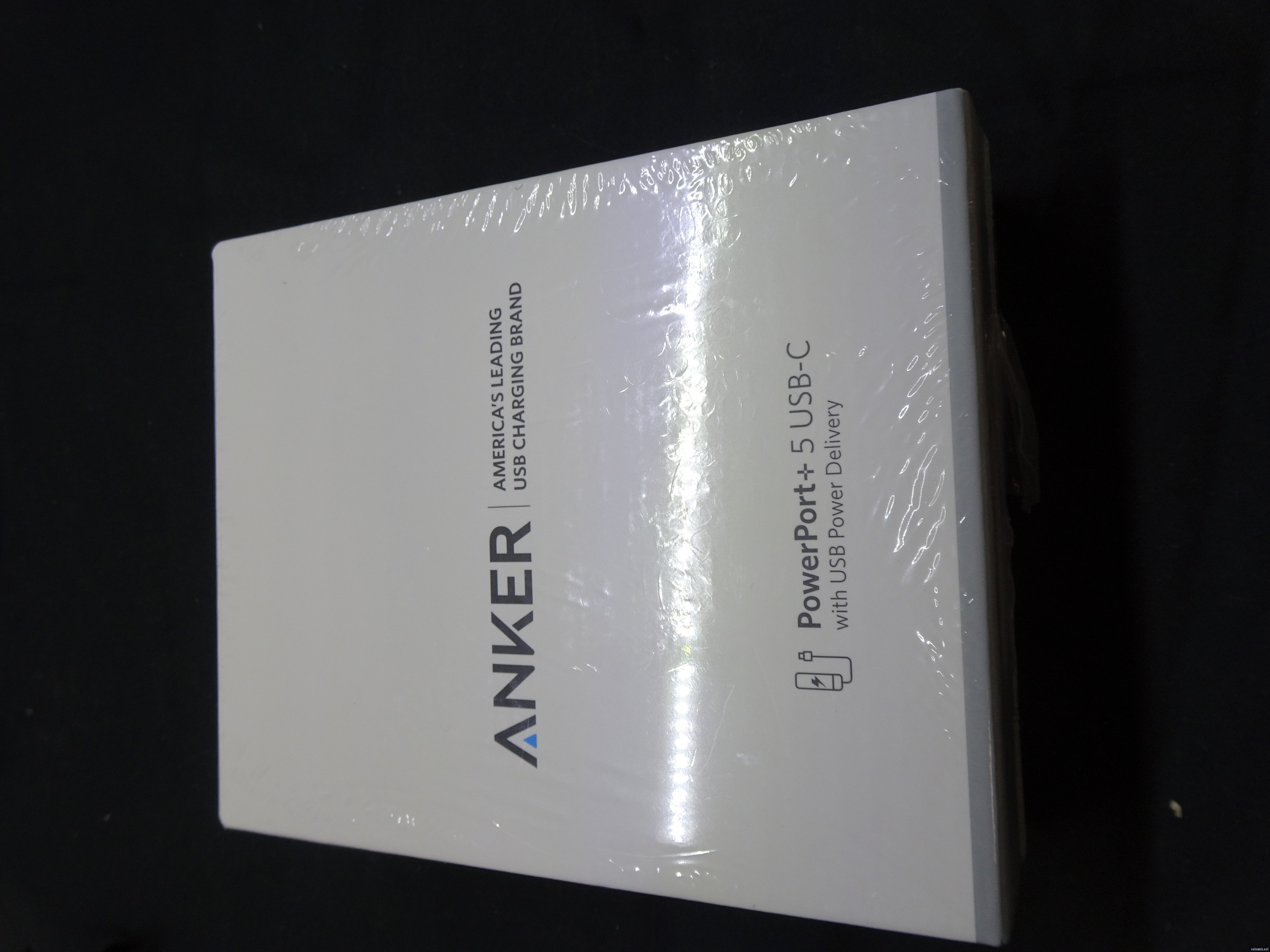【AmazonプライムDay戦利品レビュー】USB-PD対応「Anker PowerPort+ 5 USB-C Power Delivery」